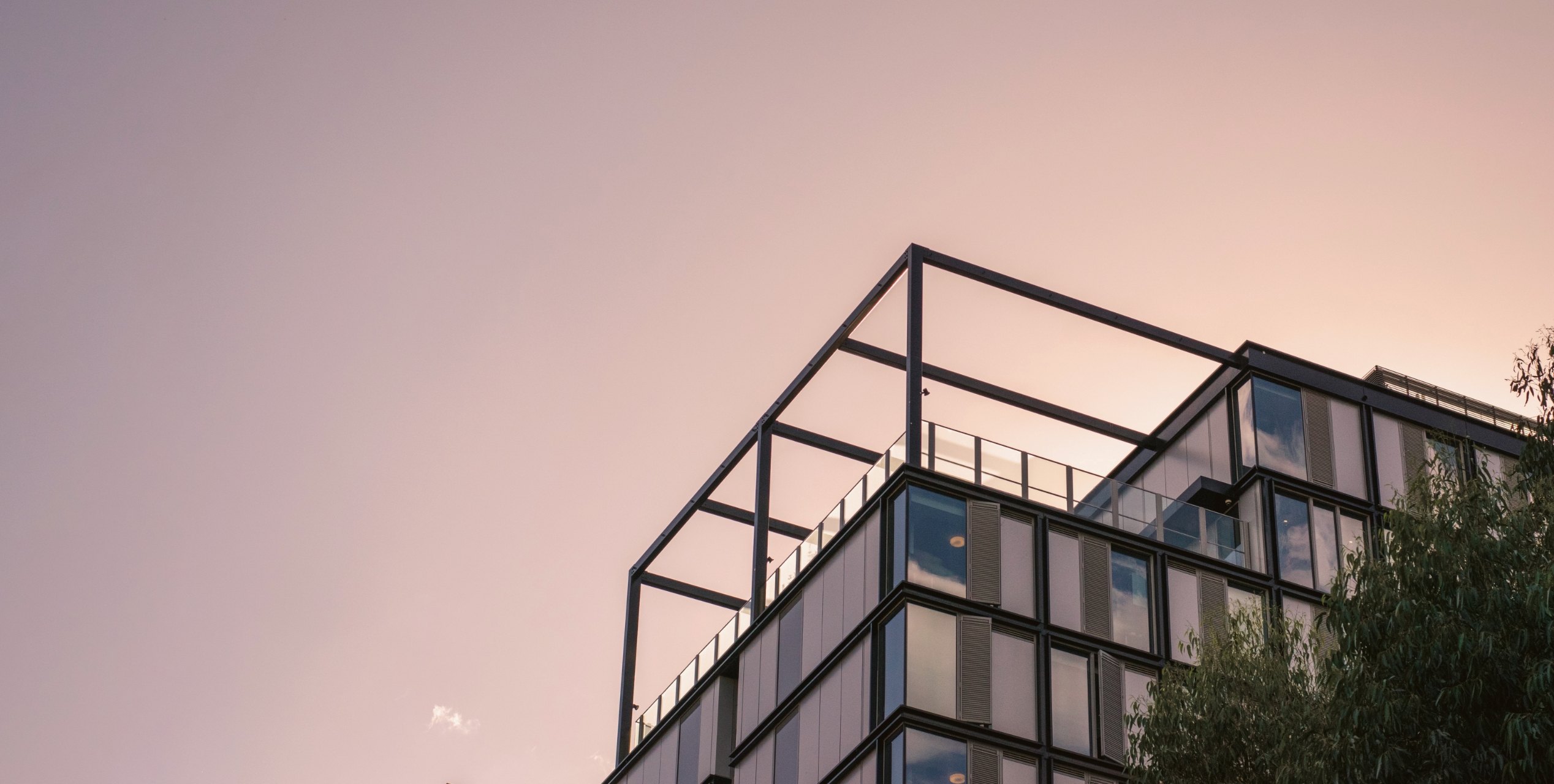 Photo du haut d'un immeuble - L'investissement locatif clé en main